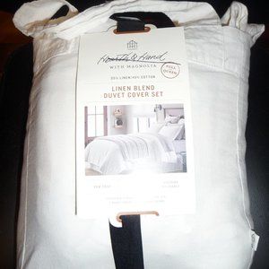 Full Queen Sour Cream Duvet Set